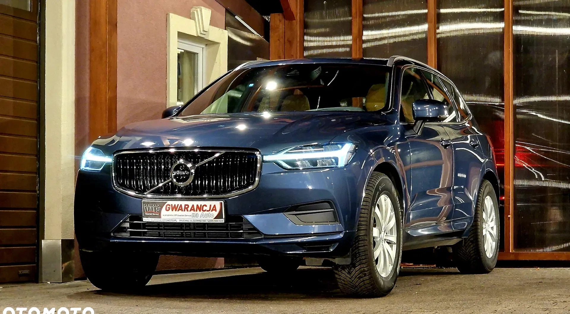 Volvo XC 60 cena 92999 przebieg: 250000, rok produkcji 2018 z Stary Sącz małe 667